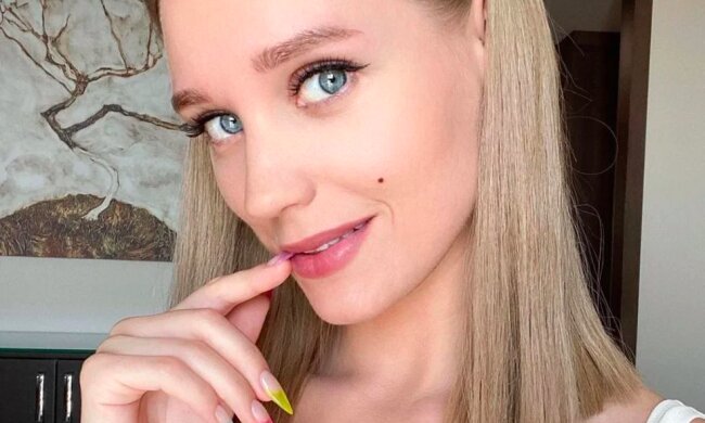 Христина Асмус, instagram.com/asmuskristina/