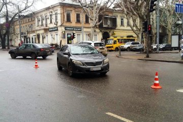 Курс долара на 19 липня полоскоче нерви українців