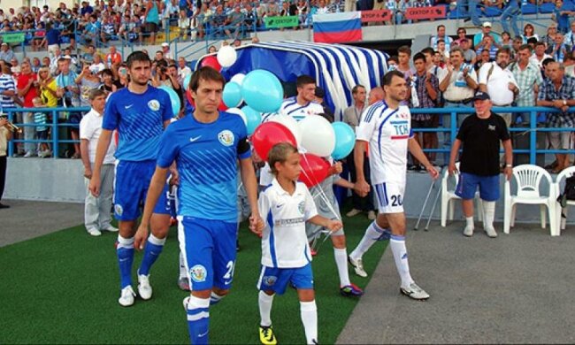 Из-за массовых заболеваний в Крыму отменили футбол 