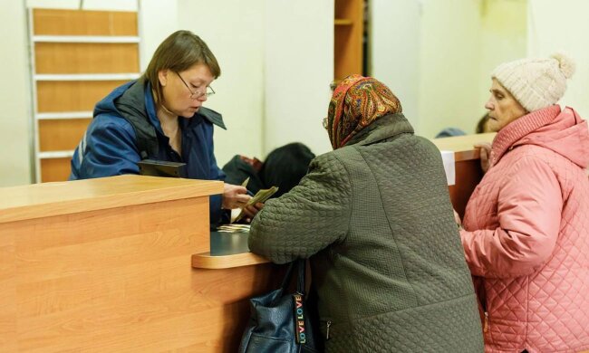 Укрпошта виплачуватиме пенсії клієнтам Укрексімбанку