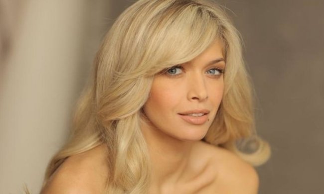 Как блондинка Брежнева "мозги" примеряла