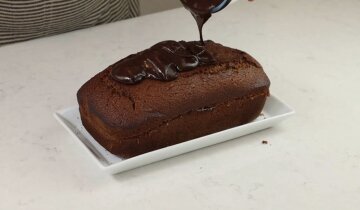 Имбирно-медовый пряник с вареньем: фото скрин Ютуб