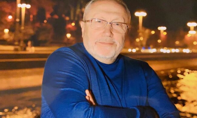 Олег Бурлаков