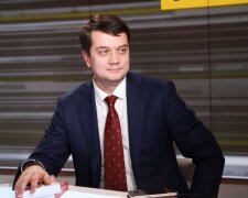 Самое первое задание: Разумков раскрыл украинцам, как Зеленский хочет закончить войну на Донбассе