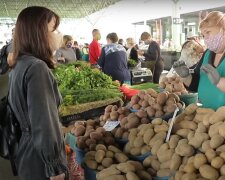 ринок, скріншот з відео