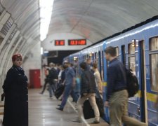 У Києві з'явилася станція метро Почайна