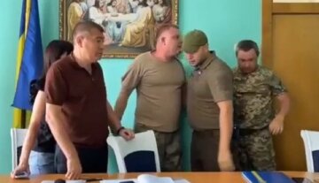 Бійка представників влади на Одещині. Фото: скриншот Telegram