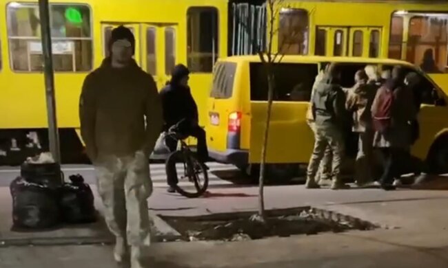 Спілкування з ТЦК, скріншот: Facebook