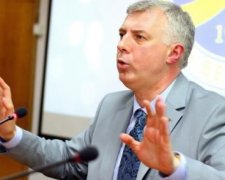 Квіт заявив, що всі школярі отримають безкоштовні підручники