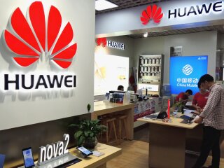 Huawei, the foreign фото