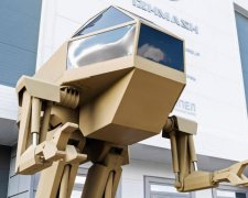 Россия хотела похвастаться боевым роботом, но получила только сотни насмешек в сети