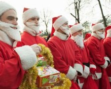 Десант з 70 Дідів Морозів привітав хворих дітей (фото)