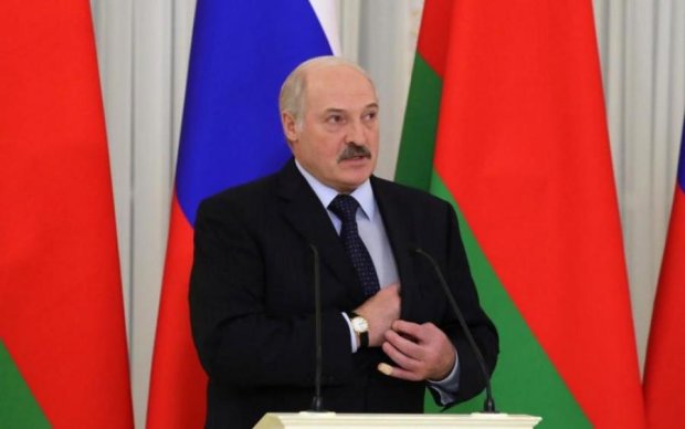 "Щупай меня": Лукашенко впервые рассказал о своем инсульте