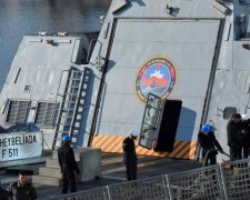 Путінські кораблі вирішили потягатися із флотом НАТО
