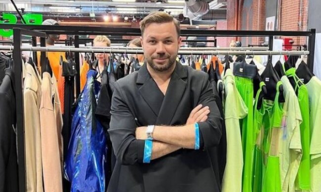 Выбросьте это из вашего шкафа: вещи, которые вместо красоты добавляют вам несколько лет