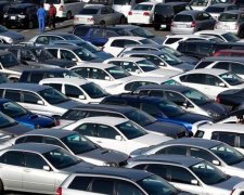 Вживані іномарки обійдуться українцям дешевше