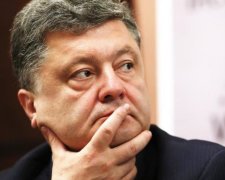 Порошенко заборонив ВКонтакте, але свою сторінку не видалив
