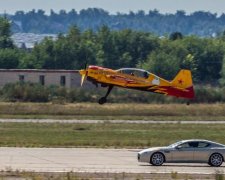 Під Москвою розбився пасажирський літак: є жертви