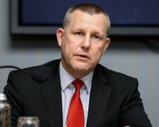 Голова правління ПриватБанку відпочивав на виступі Cirque du Soleil з юною супутницею