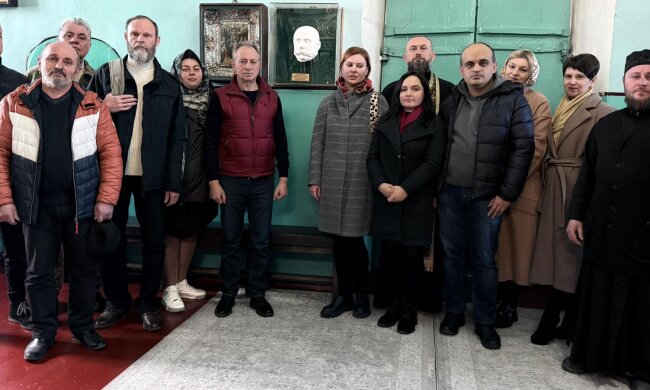 Повернення до витоків "Заповіту": у Переяславі встановили посмертну маску Тараса Шевченка