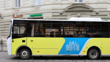 Автобус у Львові, фото: ЛМР