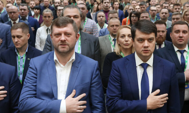 Слуги Зеленського поїхали на Донбас, щоб заночувати на передовій