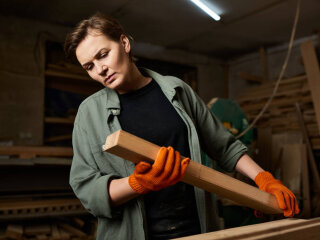 "Неженские" профессии: фото из свободных источников