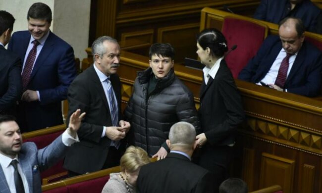 Савченко объяснила, почему дала деру из Украины перед допросом