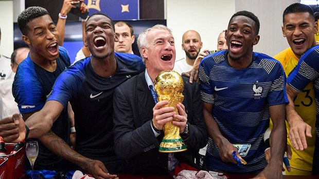 Тренеру сборной Франции подарили огромный объект в Монако