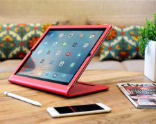 Сломался пополам: “надежность” iPad Pro возмутила фанатов