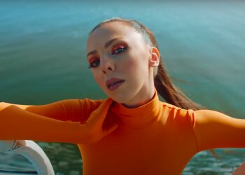 Sonya Kay, скріншот з YouTube