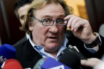 Люблю Путина и домогаться: Депардье обвинили в мерзком преступлении