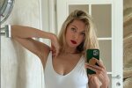 Скрин, Instagram Брежнева