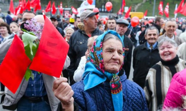 Украинцев хотят лишить "лишних" выходных