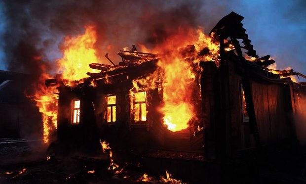Моторошна пожежа на Дніпропетровщині забрала життя українців: деталі трагедії