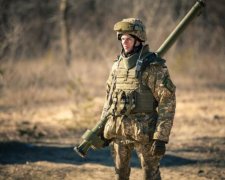 Военнослужащим поднимут зарплаты: когда и на сколько