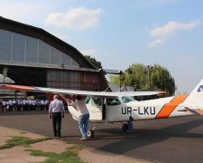 Перший літак "Цесна – 172" прилетів у Кіровоград