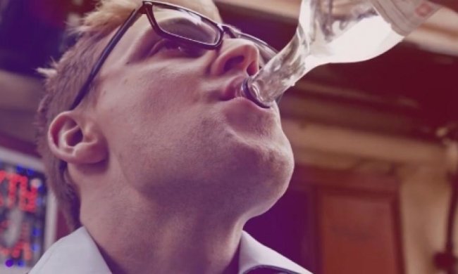 Новый клип "Ленинграда" спровоцировал алкотуры в Петербурге