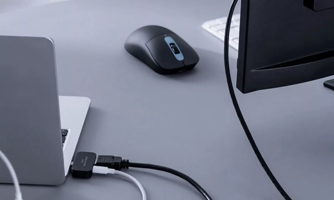 Комп'ютерна мишка: фото з вільних джерел