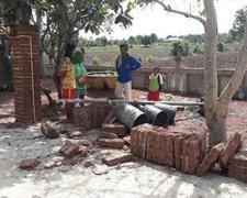 Трирічну дитину убив храмовий дзвін
