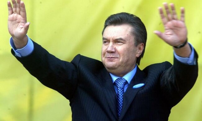 Янукович получил срок в России