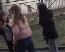 драка / скриншот из видео