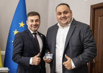 Александр Лашин