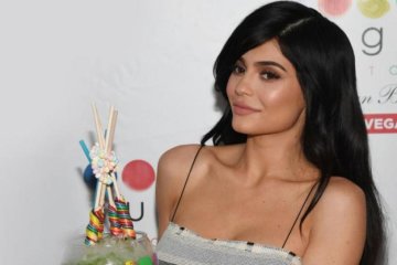 Новорожденная дочь Кайли Дженер побила рекорд Instagram