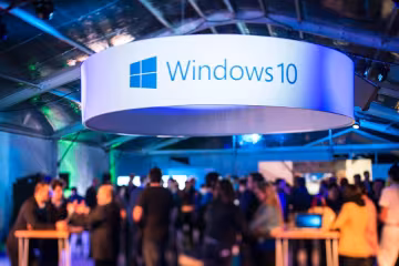 Обновление Windows 10 запрещает выключать компьютер: что происходит