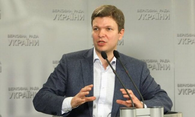 Нардеп поручився за Мартиненка власним мандатом
