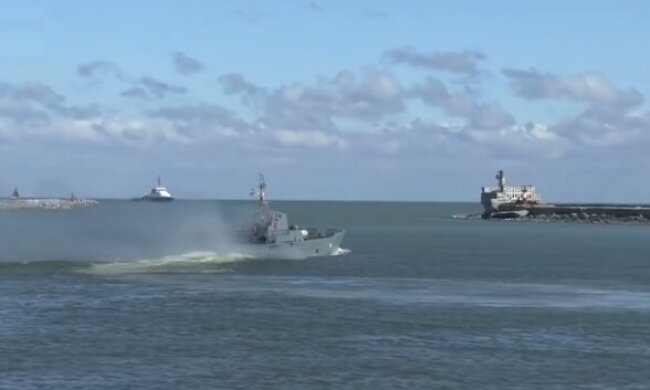 Кораблі у Чорному морі