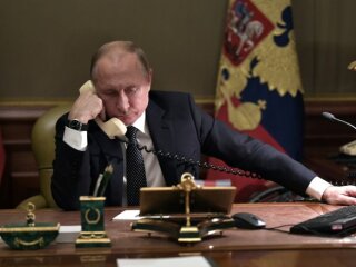 Путин умолял Зеленского разблокировать российские сайты