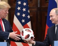 Нельзя заносить в Белый дом: дешевый подарок Путина заподозрили в прослушке