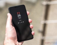 Живые фото OnePlus 6T взбесили пользователей сети, и вот почему